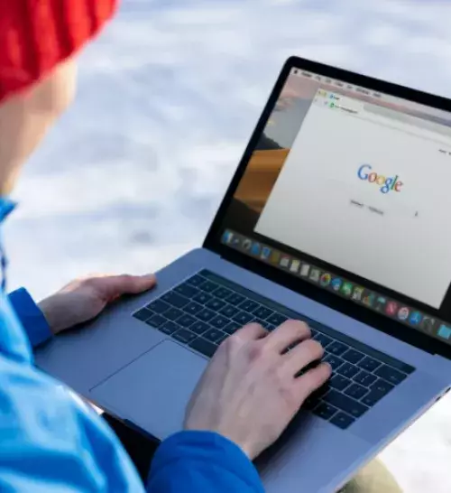 Google update son algorithme Helpful Content : quel impact ?